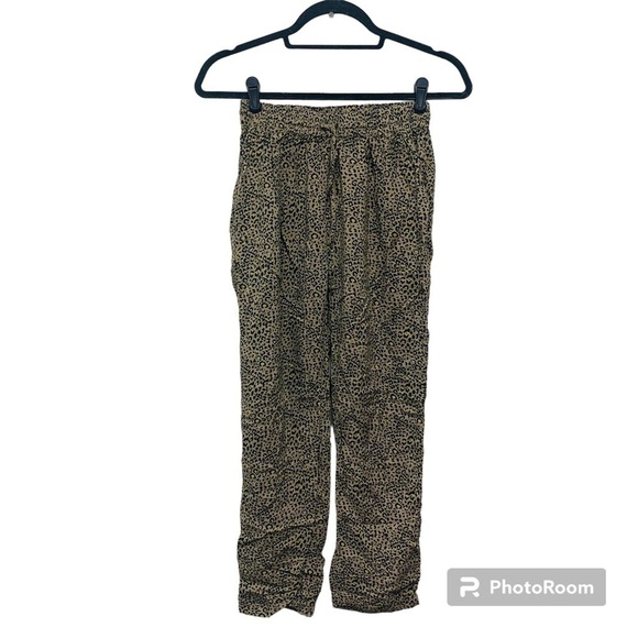 Urban Outfitters Leopard Pull On Pants - Picture 1 of 10